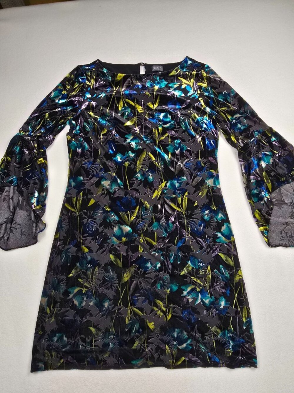 The Limited Large Floral Velvet Shift Dress Bell Sleeves Whimsigoth